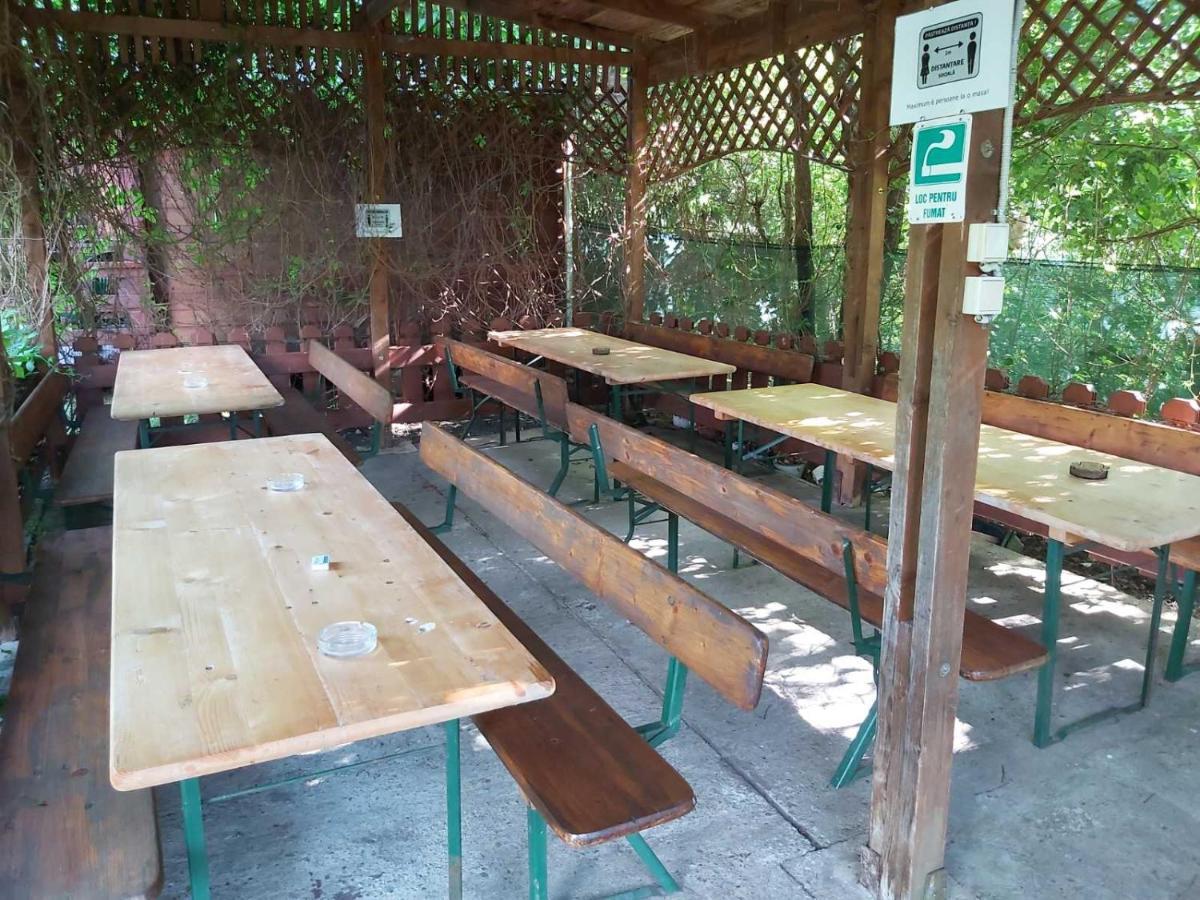 Bungalow Camping Edelweiss - Floare De Colt - Gyopar Rimetea Bagian luar foto